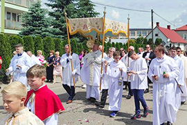 Boże Ciało - procesja z Najświętszym Sakramentem ulicami miasta