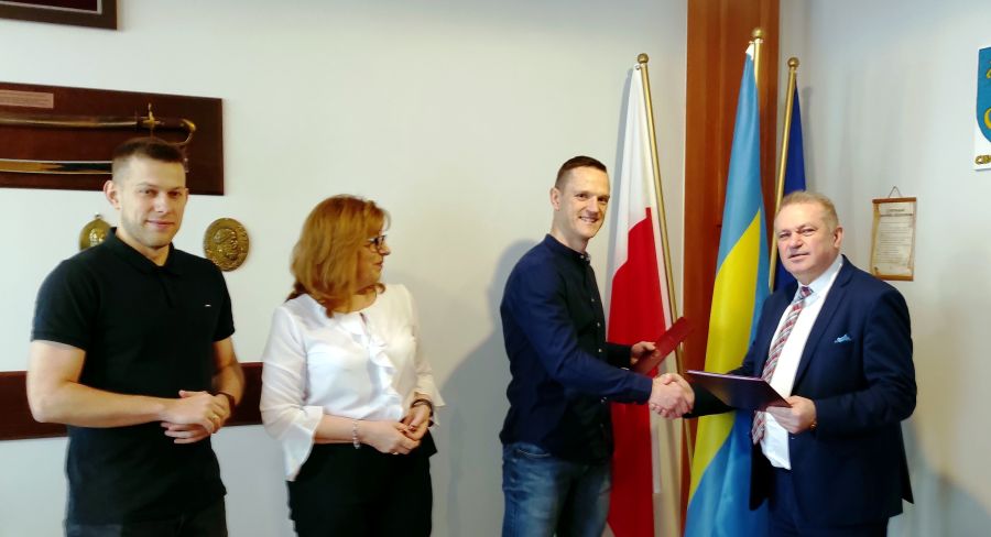 Burmistrz Ciechanowca dofinansował Klub Sportowy Unia Ciechanowiec