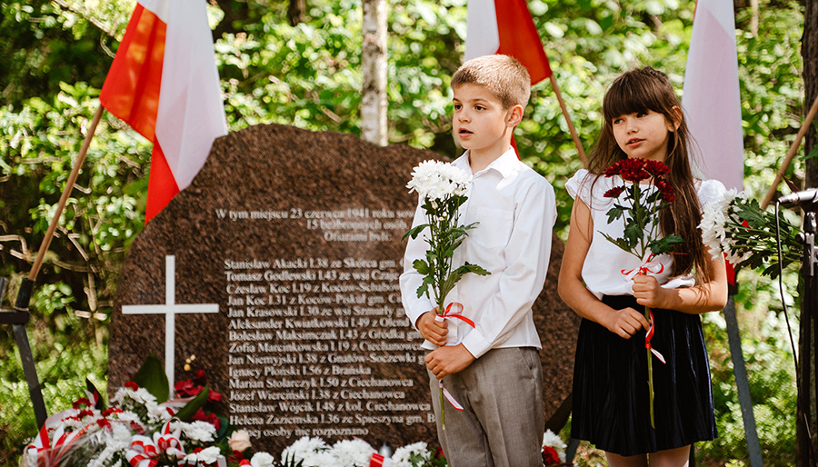 81. rocznica zbrodni sowieckiej w lesie zwanym "Moskiewskim Mostem” koło Zabłudowa