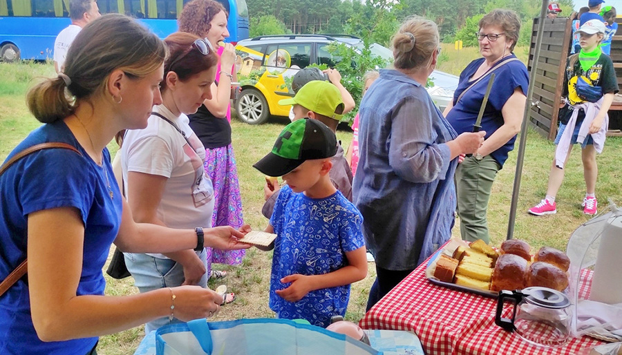 Fascynujący świat pszczół - spotkanie z naturą w pasiece Józefa Wanaksa