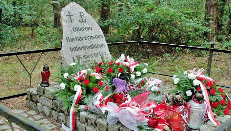 Uroczystości z okazji 80. rocznicy upamiętniającej ofiary niemieckiej zbrodni na Pałatkach