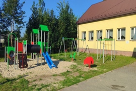 Zakończono prace przy zagospodarowaniu przestrzeni wspólnej w Kozarzach