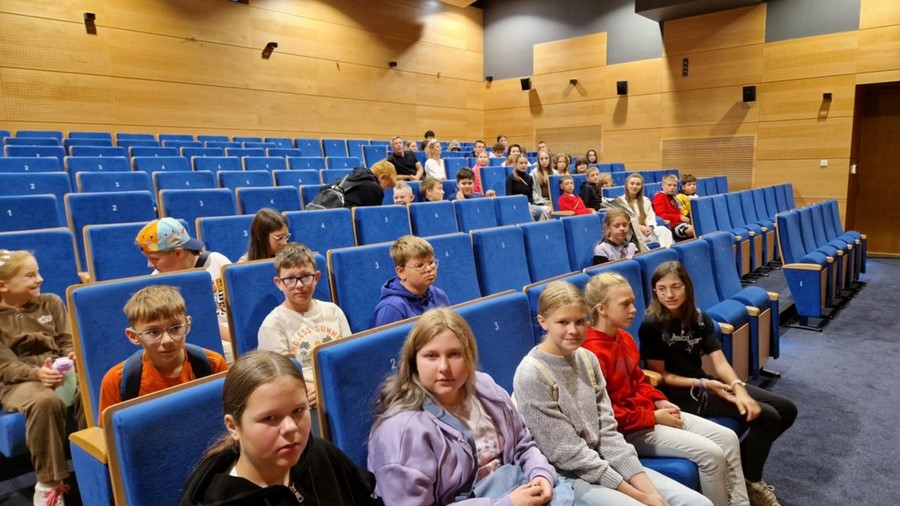 Półkolonie w Miejskiej Bibliotece Publicznej i Ciechanowieckim Ośrodku Kultury i Sportu  – dzień pełen wrażeń