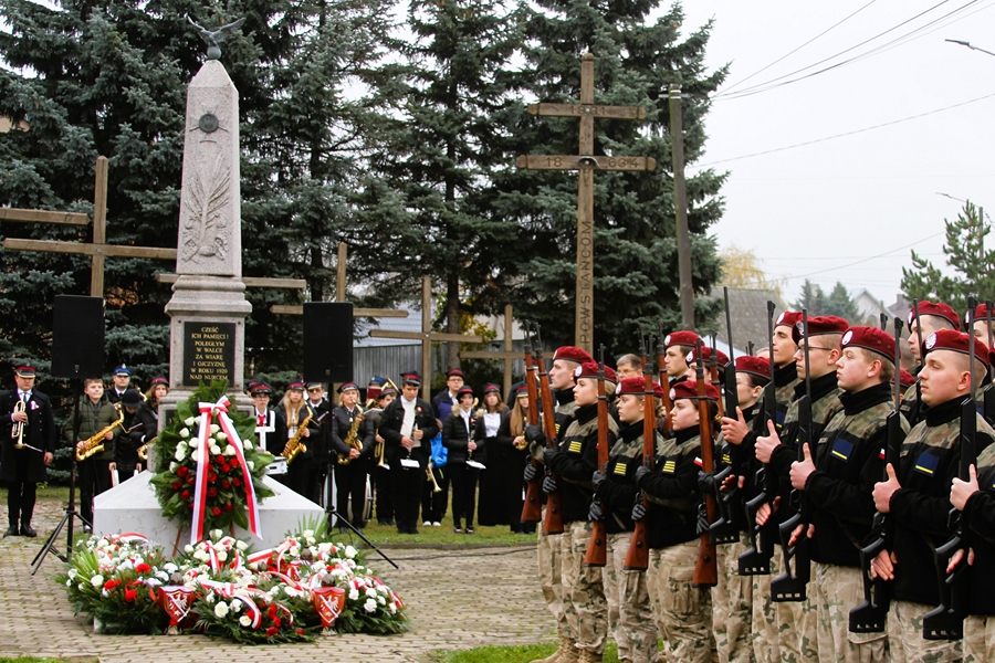 Miejskie obchody 107. rocznicy odzyskania niepodległości w Ciechanowcu