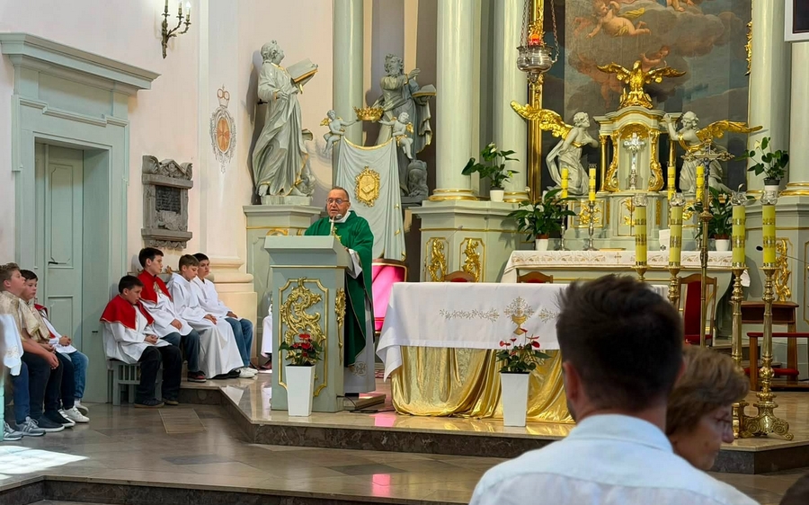 Uroczyste pożegnanie Księdza Tadeusza Kryńskiego po 14 latach posługi w Ciechanowcu
