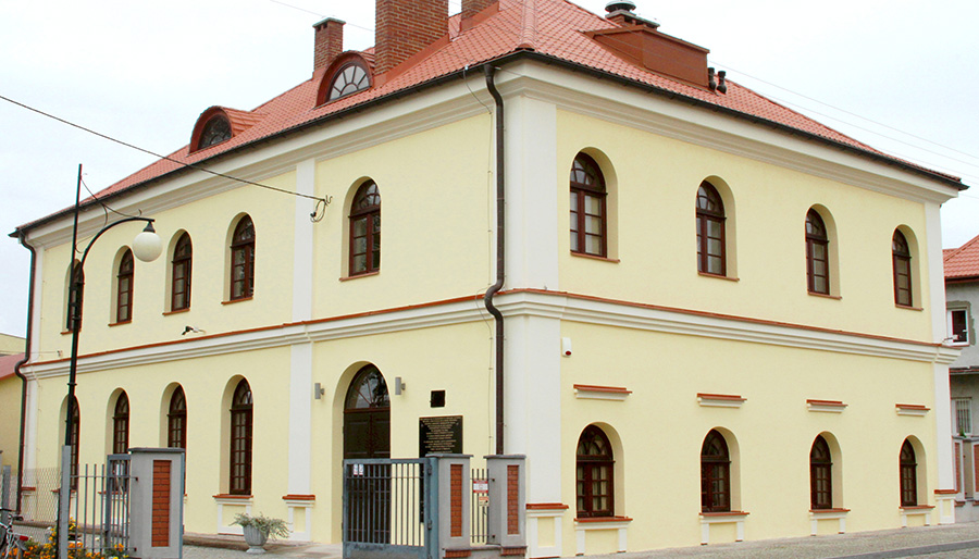 Zakończenie prac remontowo - konserwatorskich elewacji budynku dawnej Synagogi w Ciechanowcu