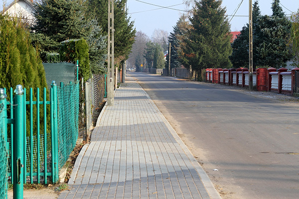 Rozbudowa i przebudowa drogi gminnej w Zadobrzu, w ramach Funduszu Dróg Samorządowych