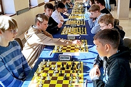 30 zawodników rozegrało Turniej Klubu Szachowego Skoczek Ciechanowiec