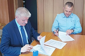 Podpisanie umowy na przebudowę drogi powiatowej Antonin - Winna Poświętna wraz z budową mostu